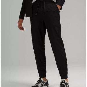 Lululemon Men’s Jogger Ventlight Mesh
